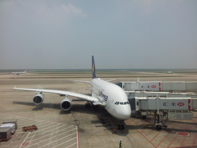 Airbus A380 in Shanghai-Pudong