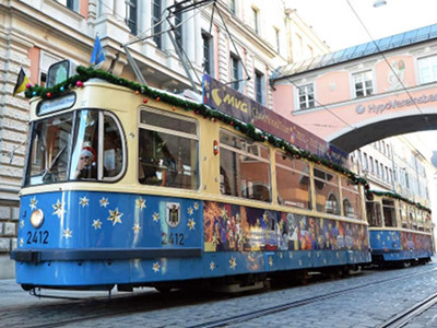 Christkindl-Tram in München