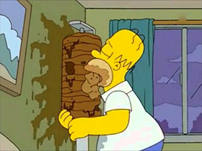 Homer Simpson und der Dönerspieß